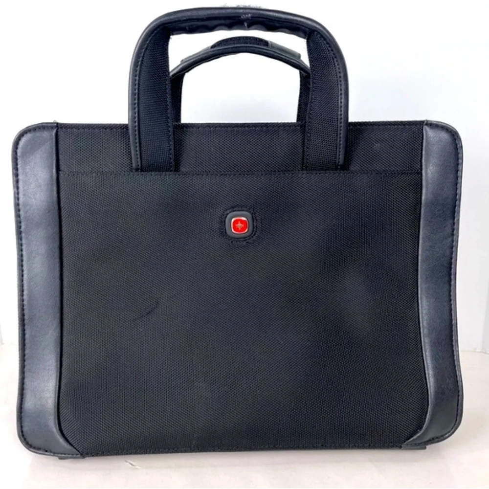 Swiss Gear Wenger Computer Laptop Briefcase Calculator Comp-U-Folio Black 14 in